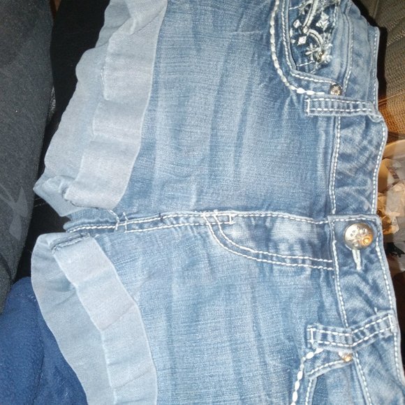 Rue 21 Jean shorts - Picture 3 of 4